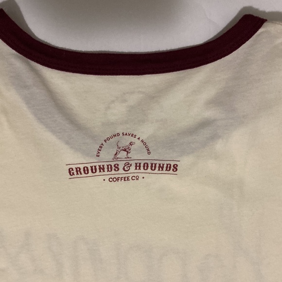 Grounds & Hounds Tee Size XL 100% ring spun cotton. - Picture 8 of 10